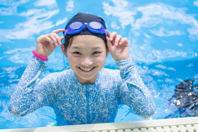 子どもの脳の発達にスイミングが効果的な理由
